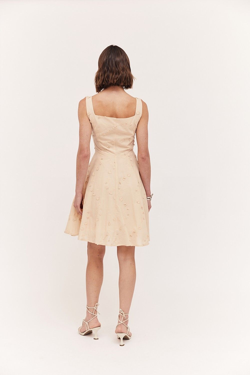 Vestido Curto Jolie