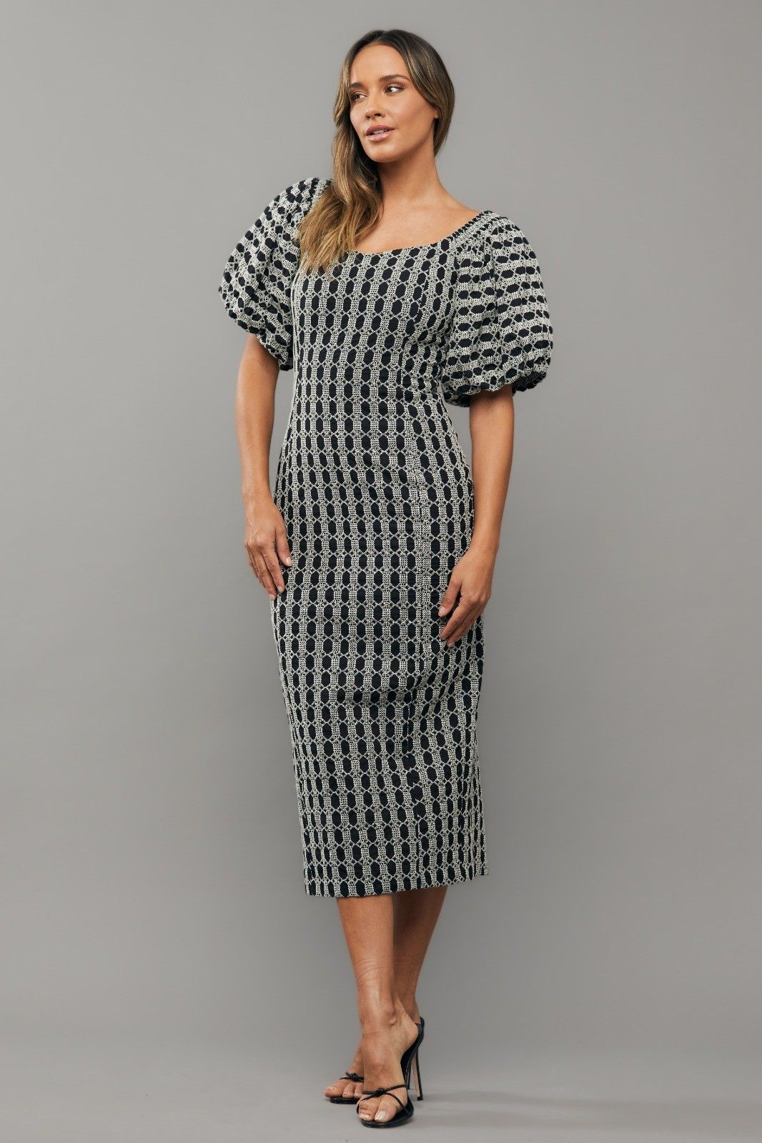 Vestido Midi Scarlett