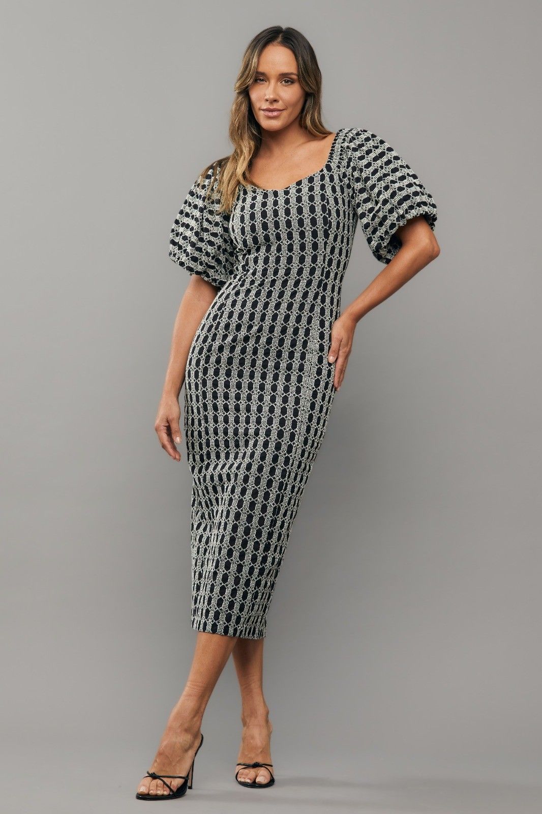Vestido Midi Scarlett