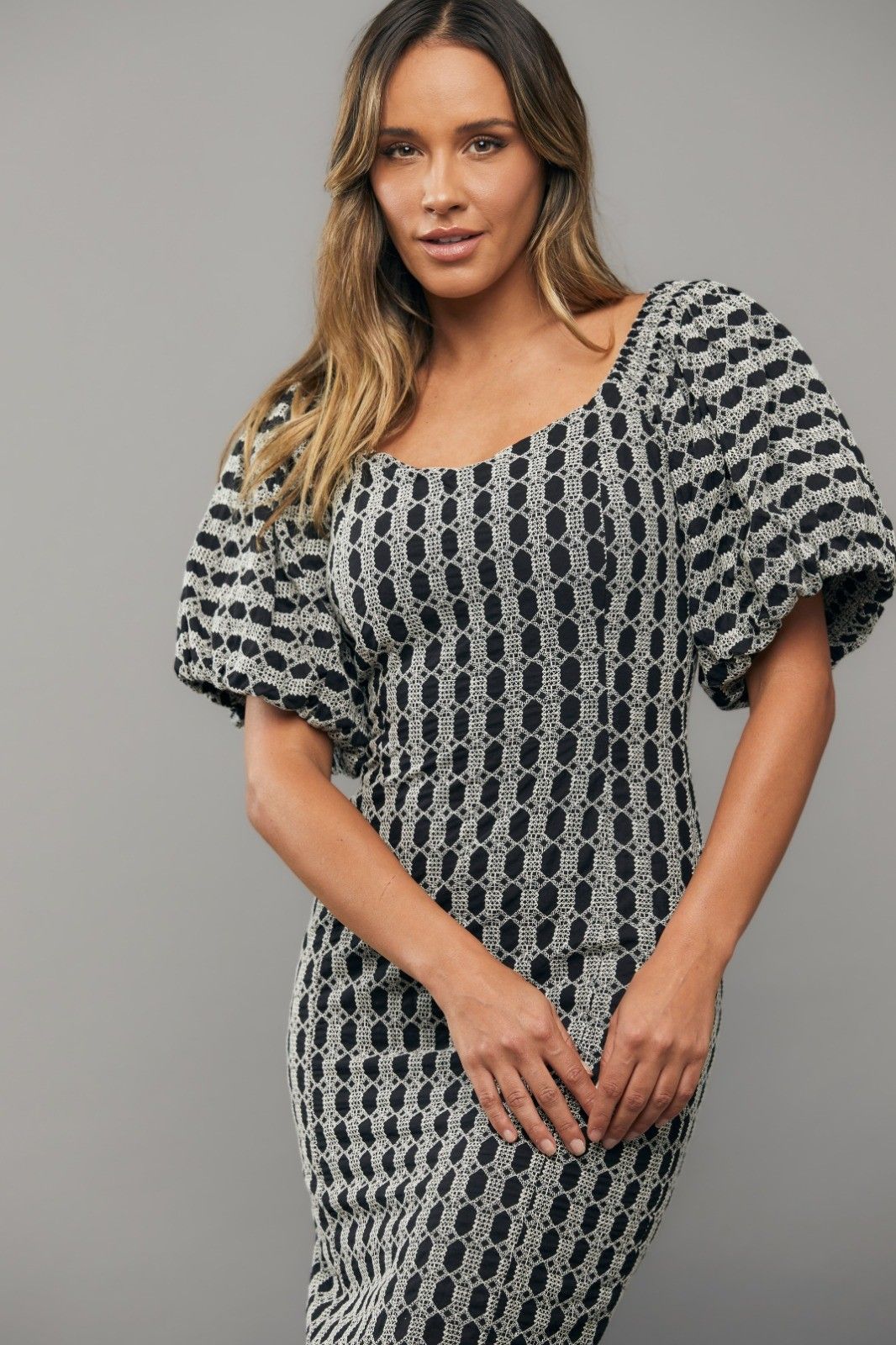 Vestido Midi Scarlett