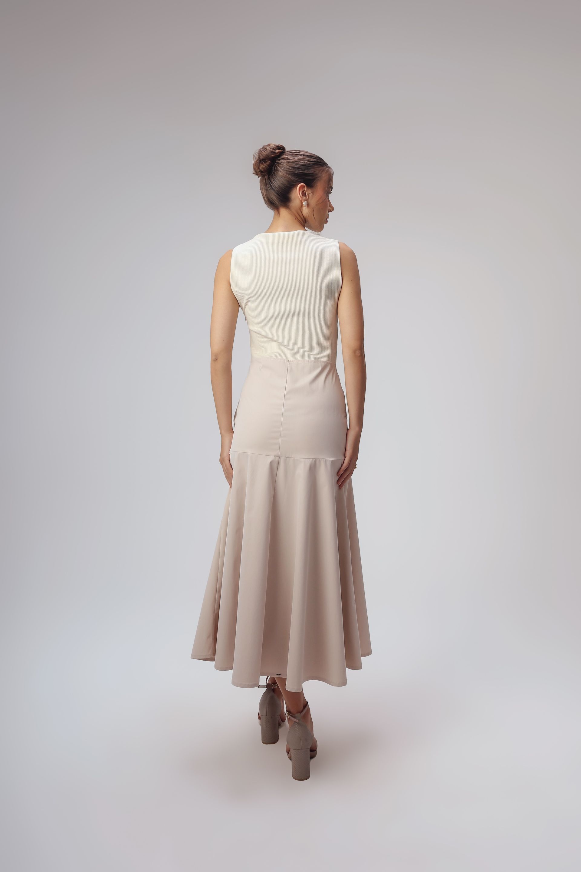 Vestido canelado sem manga Louise