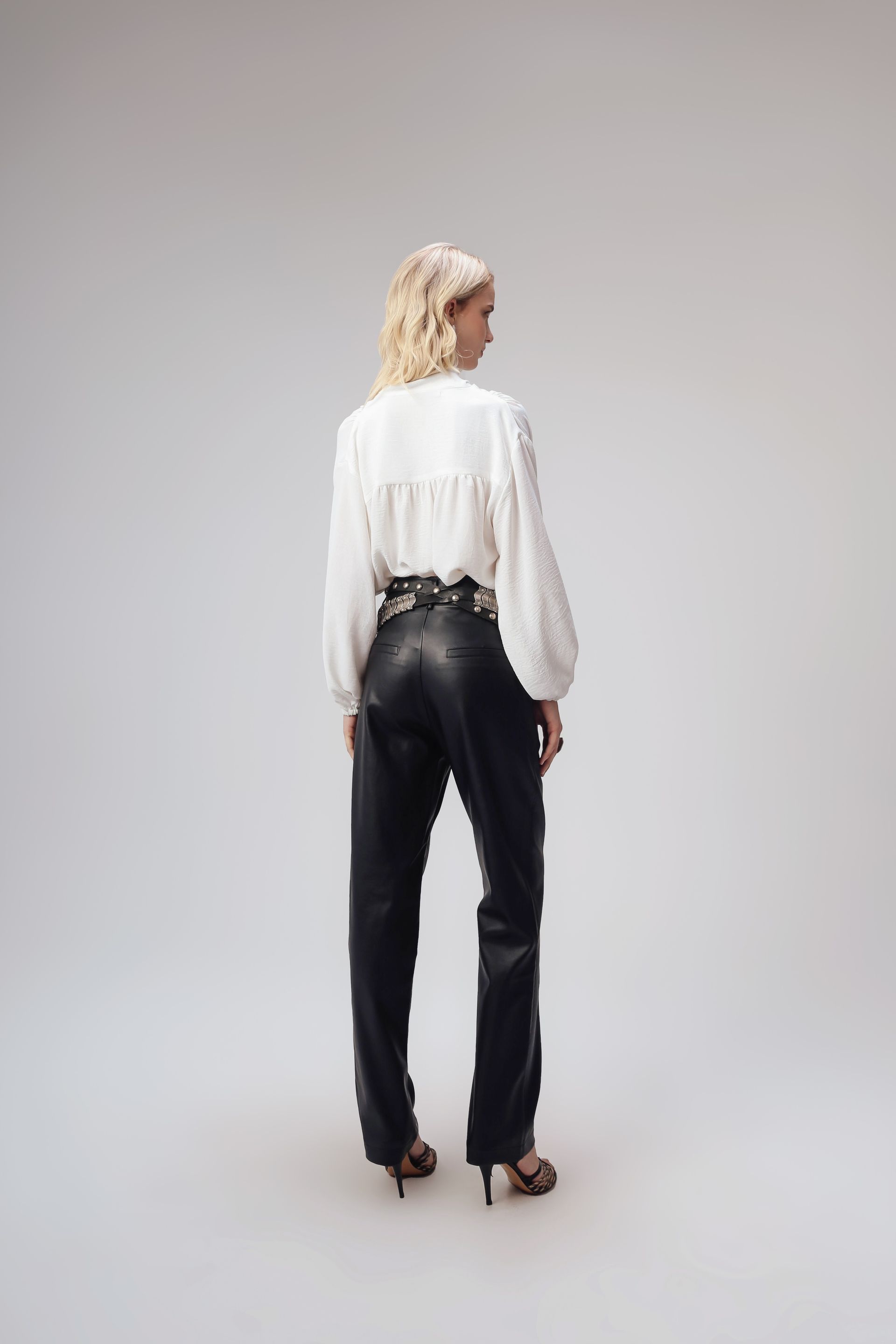 Blusa Feminina Gravata Laço Adriana
