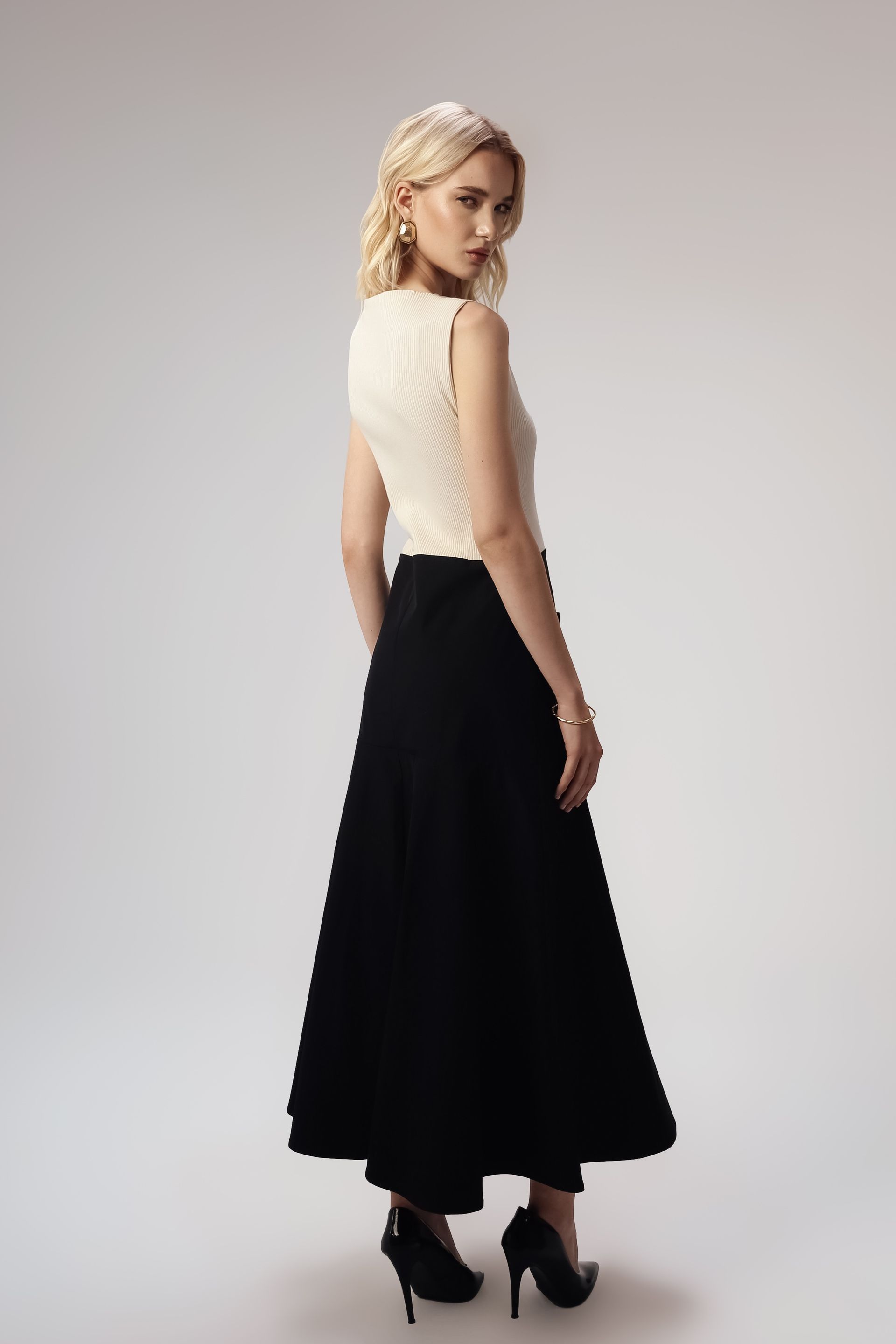 Vestido canelado sem manga Louise