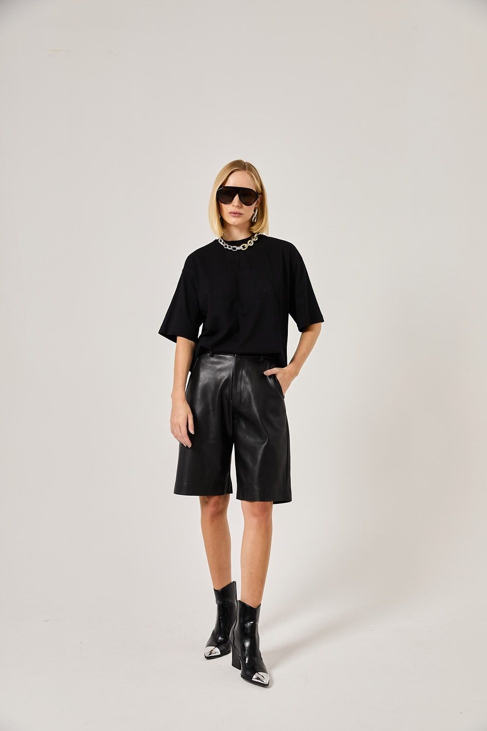 Bermuda  Like Leather  Penelope