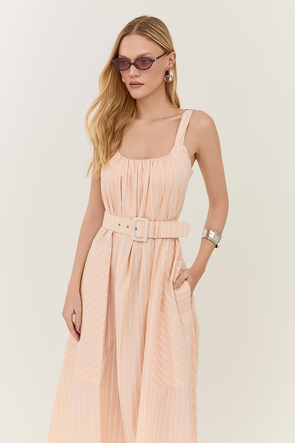 Vestido Midi Estampa Listras com Cinto Malu 