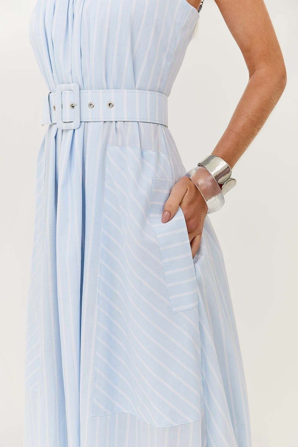 Vestido Midi Estampa Listras com Cinto Malu 