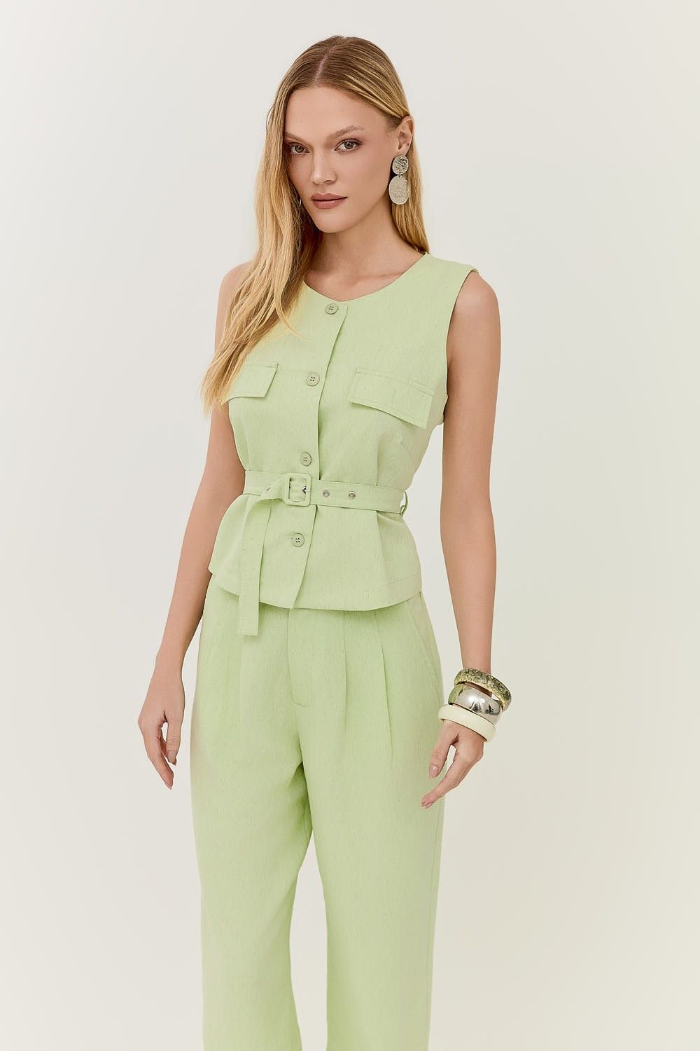 Blusa Feminina Colete com Cinto Yasmin