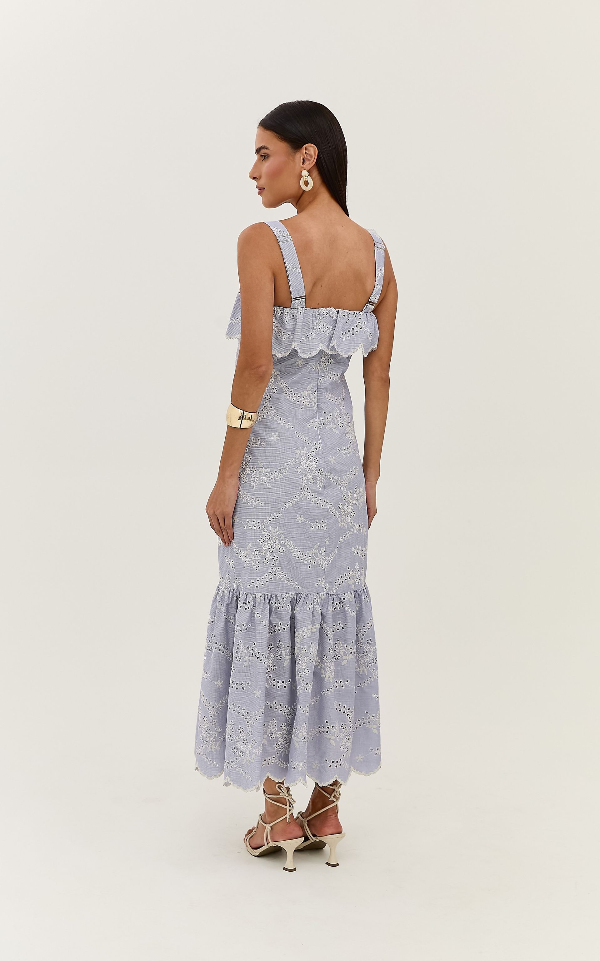 Vestido Midi Laise Bordado e Detalhes Flora