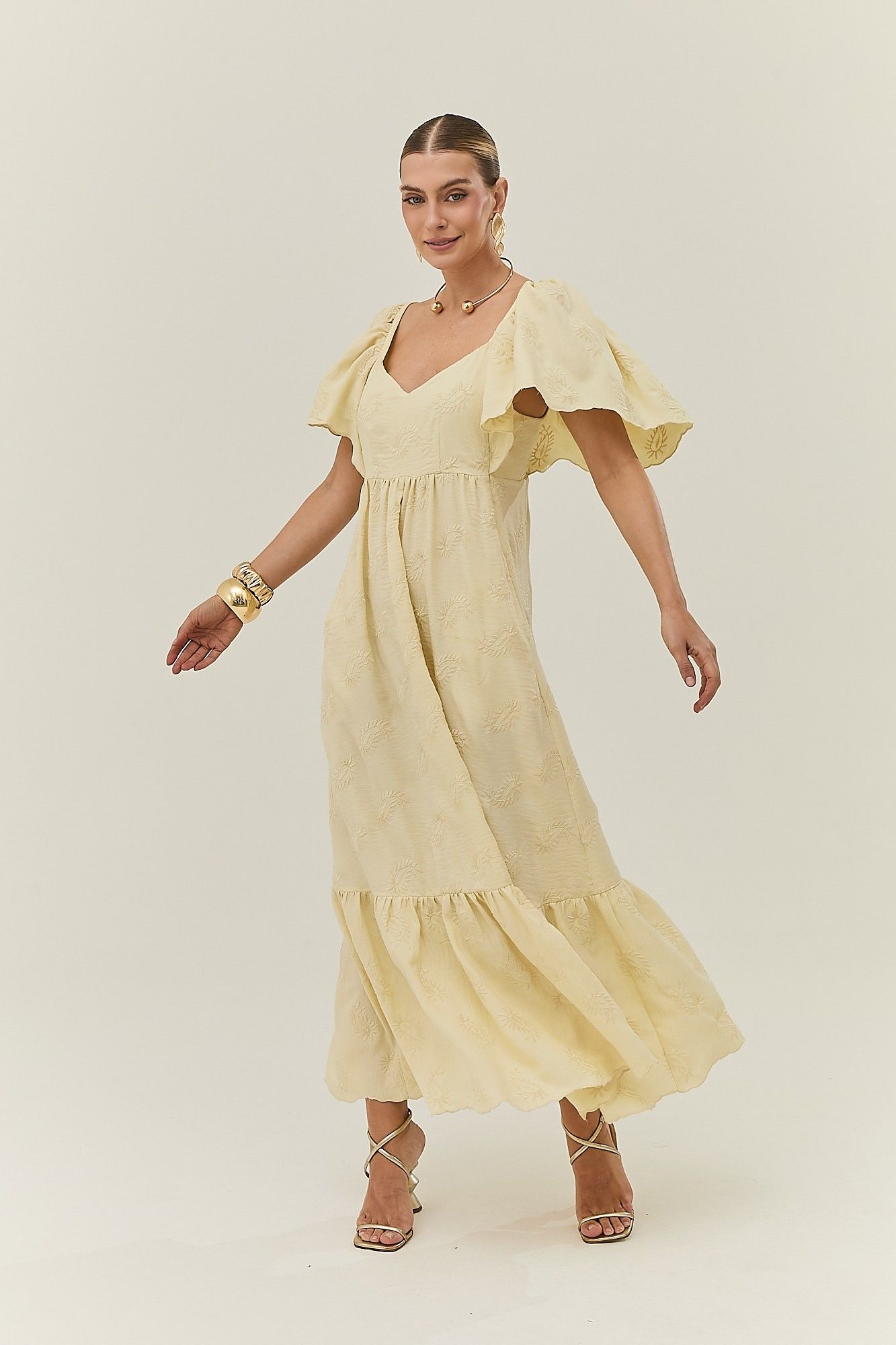 Vestido Midi Bordado Duda