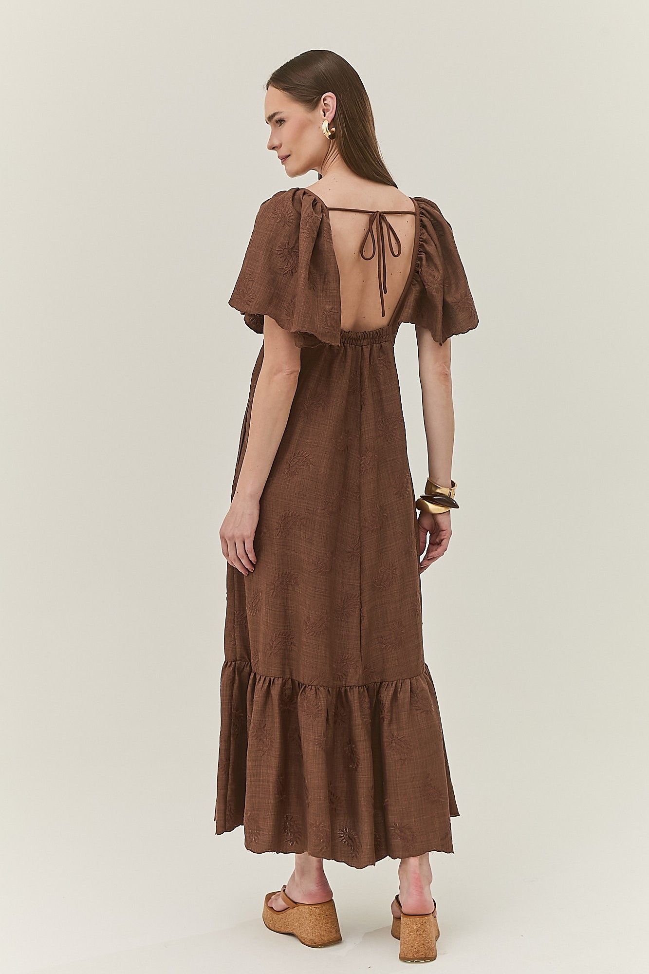 Vestido Midi Bordado Duda