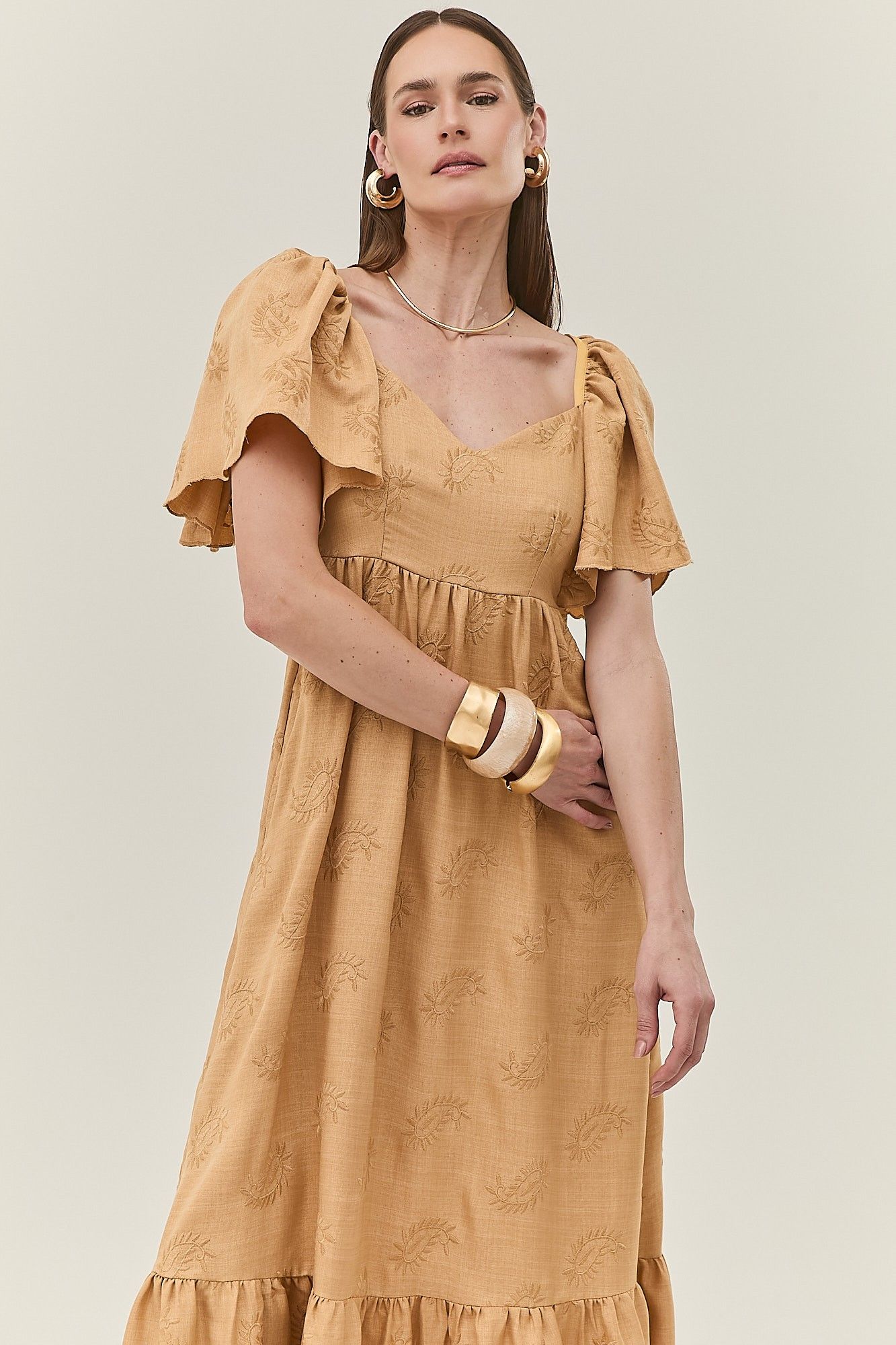 Vestido Midi Bordado Duda