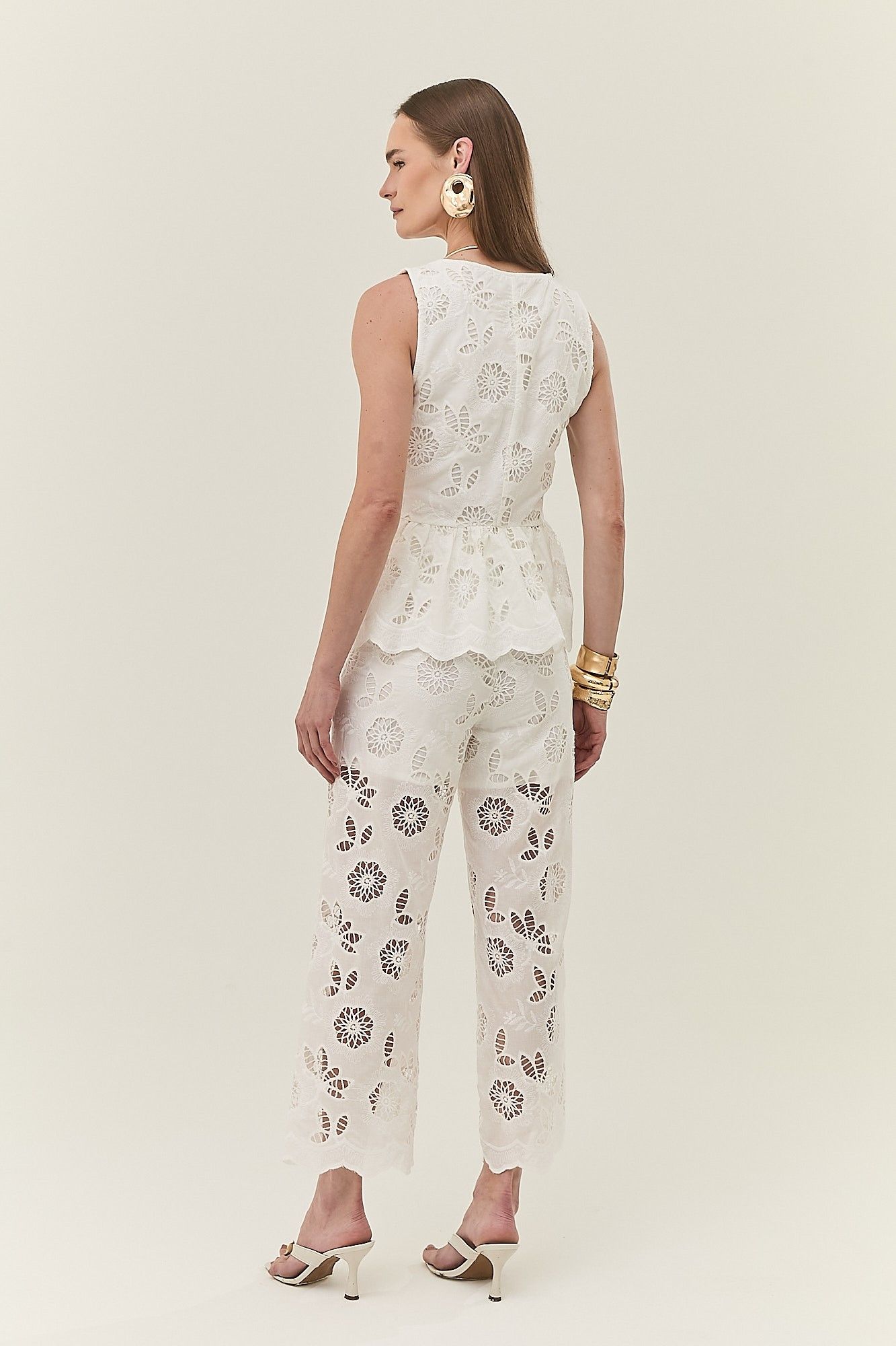 Calça Bordado Manuela