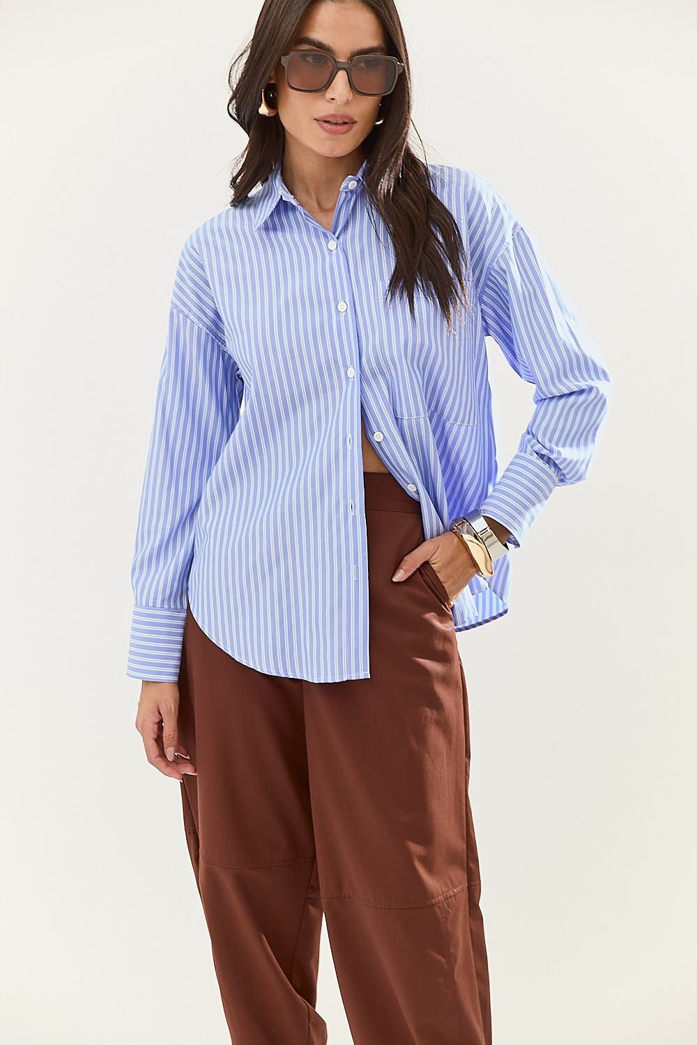 Camisa Feminina Listrada com Bolso Lara