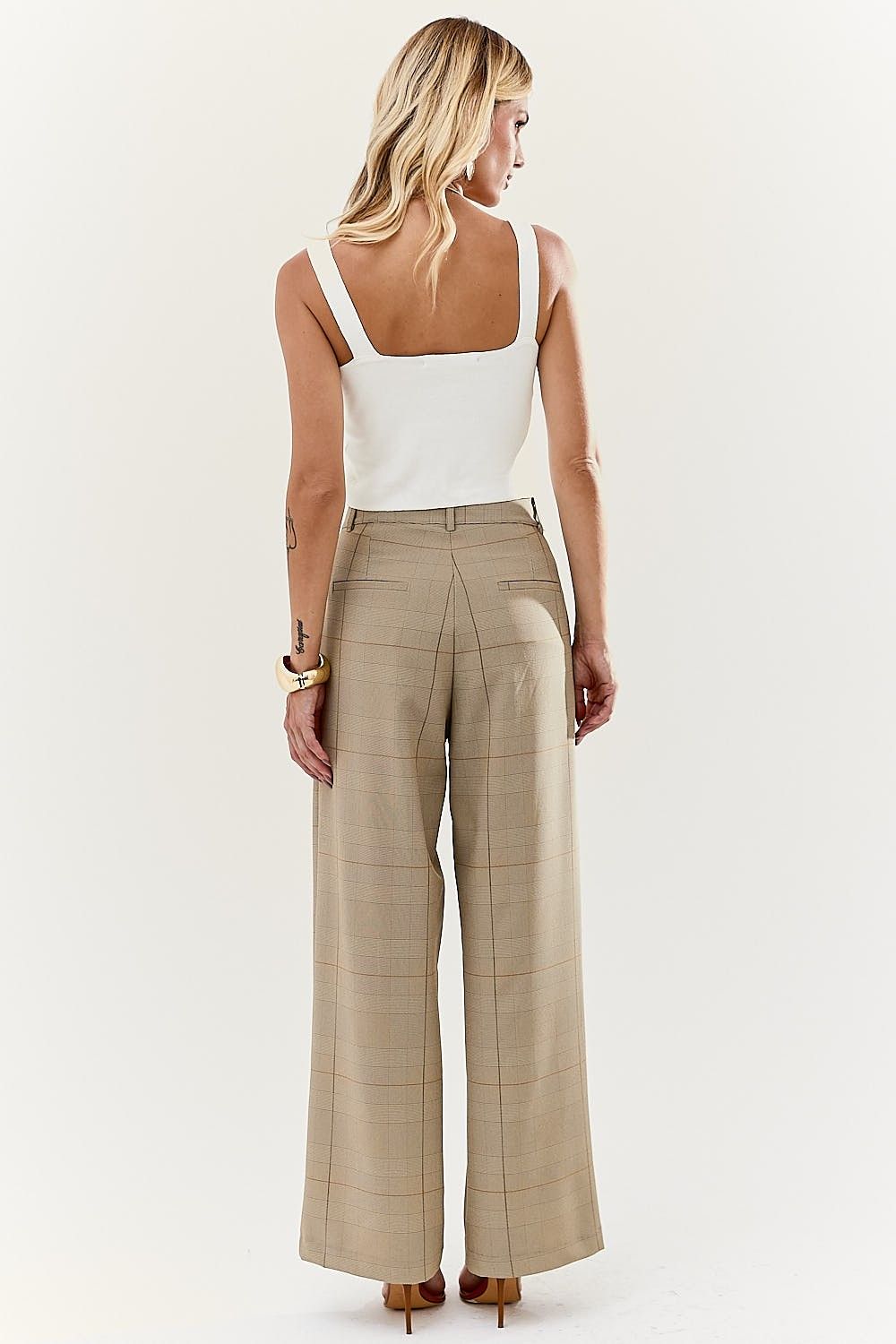 Calça Feminina com Pregas Xadrez Soho