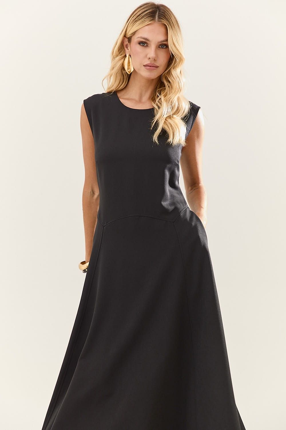 Vestido Midi Saia com Pregas Lexi