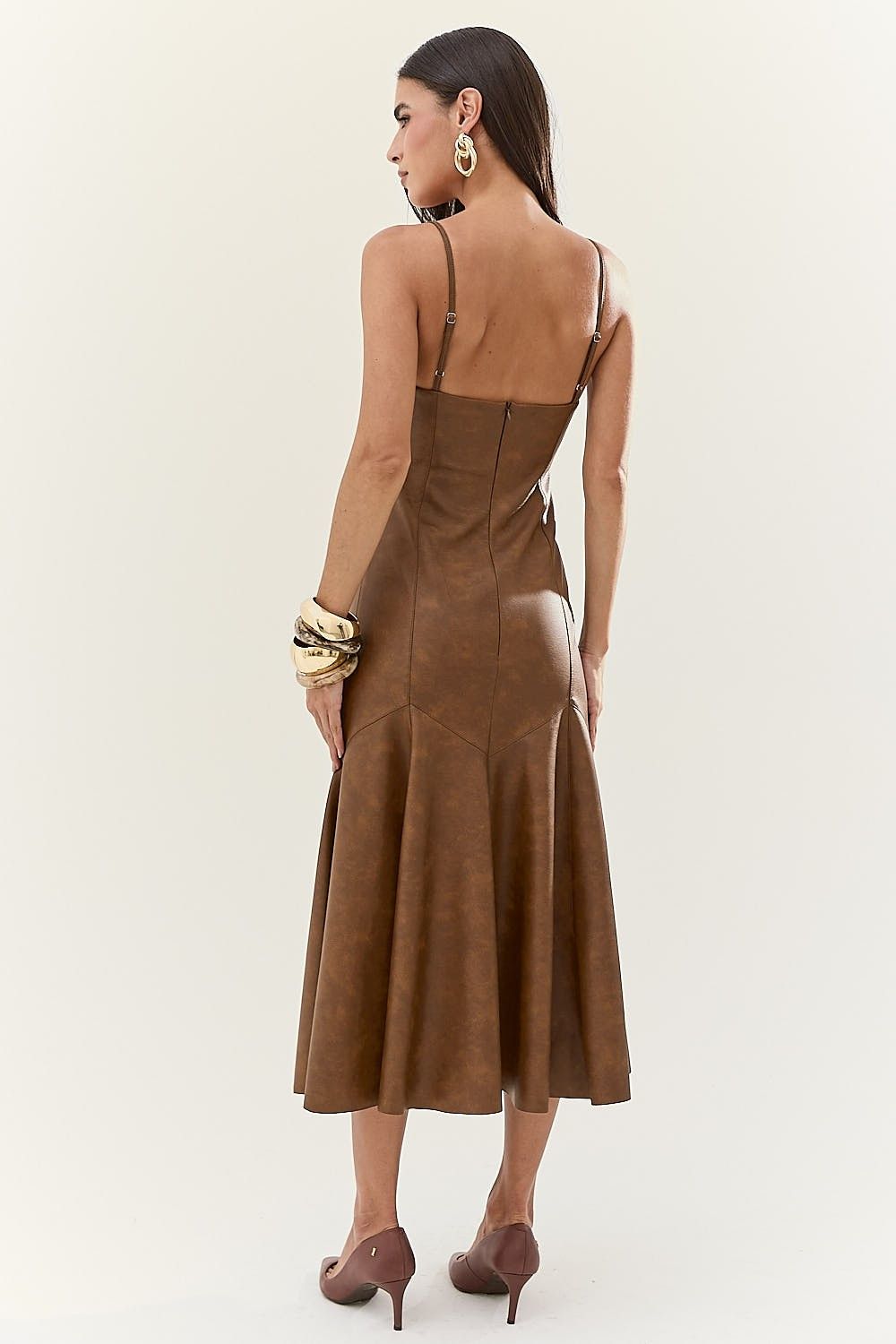 Vestido Midi Like Leather com Pregas e Alças Stone