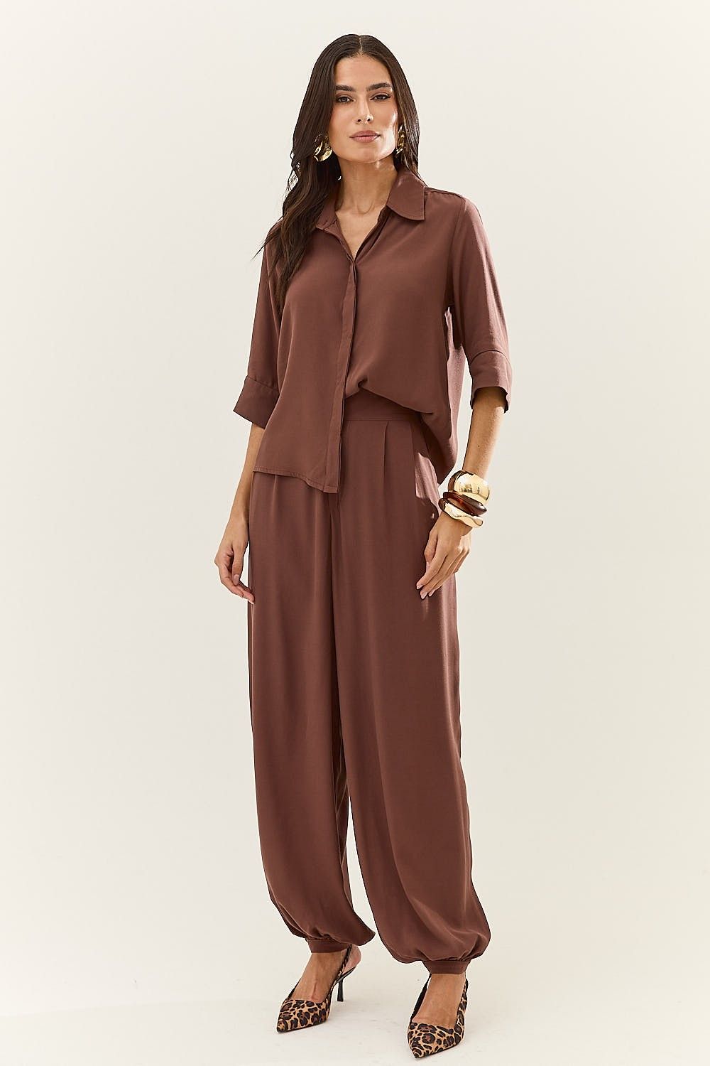 Camisa Feminina Manga 3/4 e Detalhe Botões Patrícia