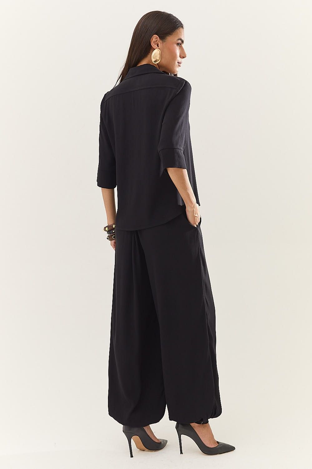 Camisa Feminina Manga 3/4 e Detalhe Botões Patrícia