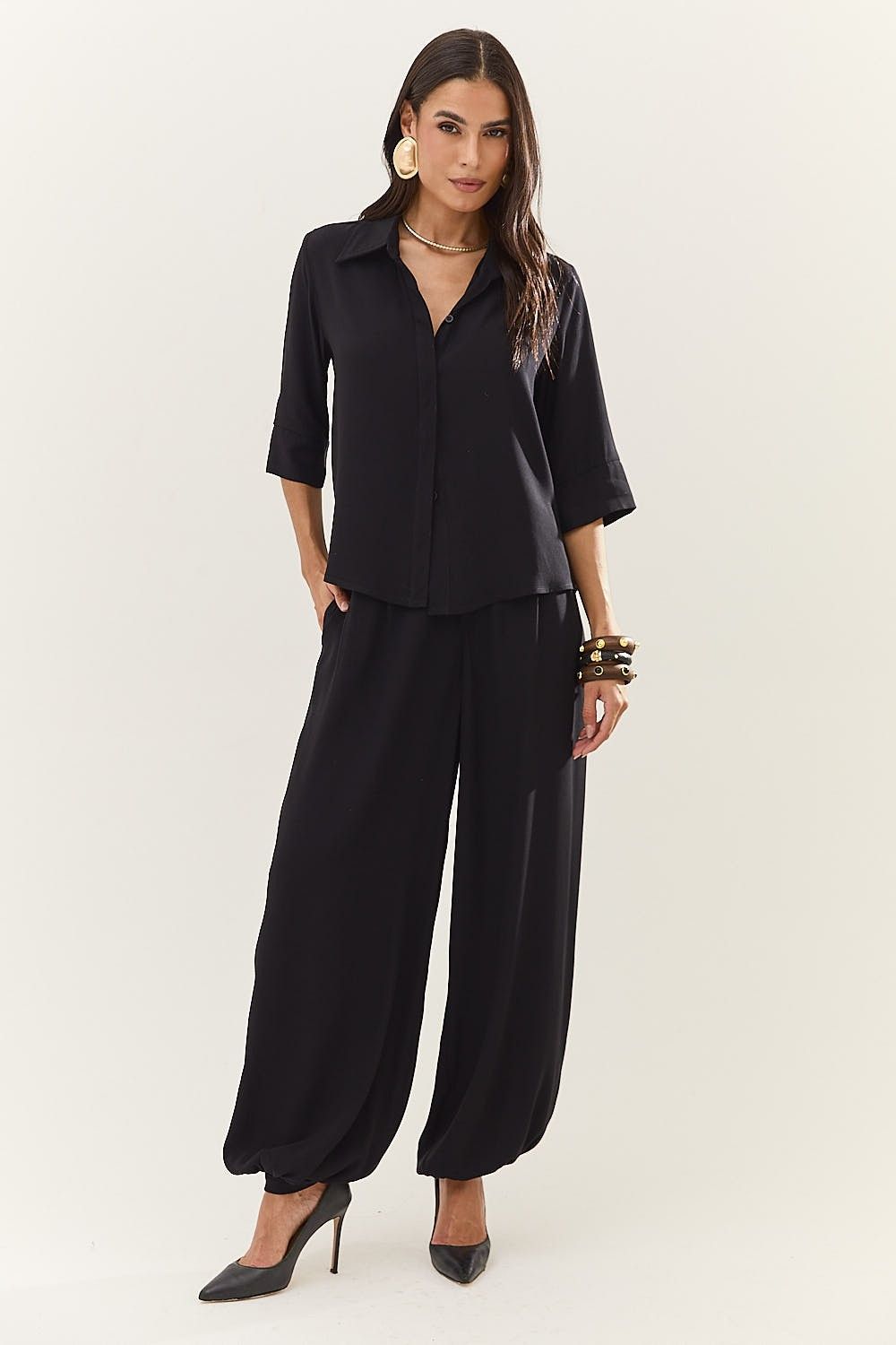 Camisa Feminina Manga 3/4 e Detalhe Botões Patrícia