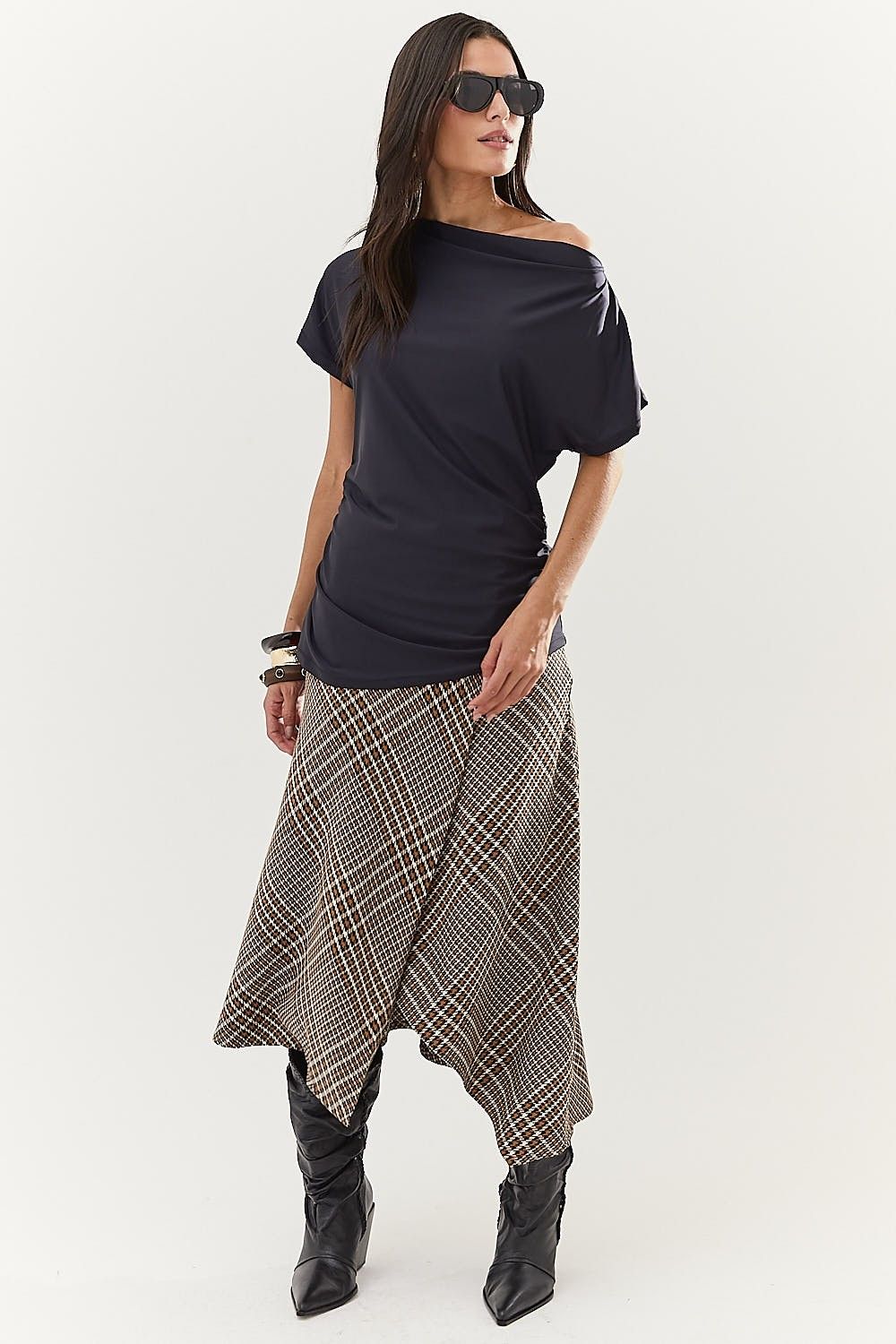 Blusa Feminina Decote Degagê Preta Nelly