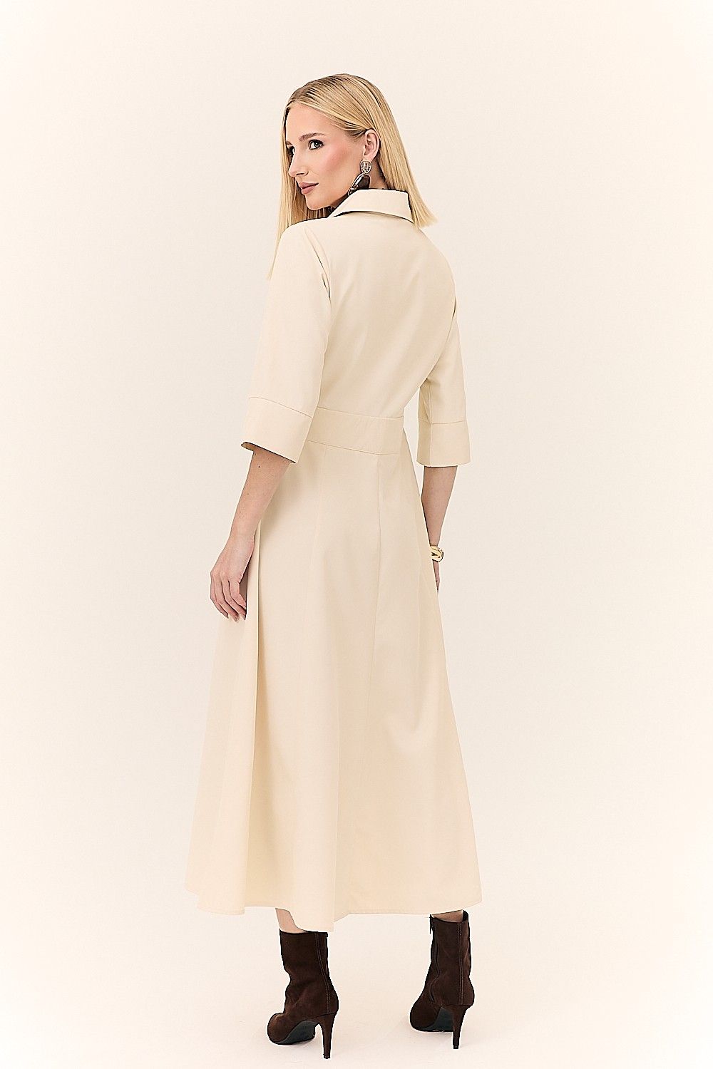 Vestido Midi Chemise Detalhe Botões Daniela