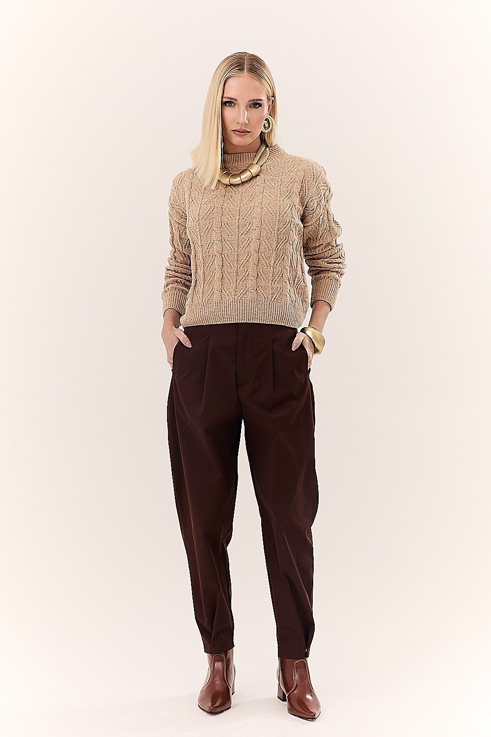 Tricot Texturizado Manga Longa com Gola Luísa