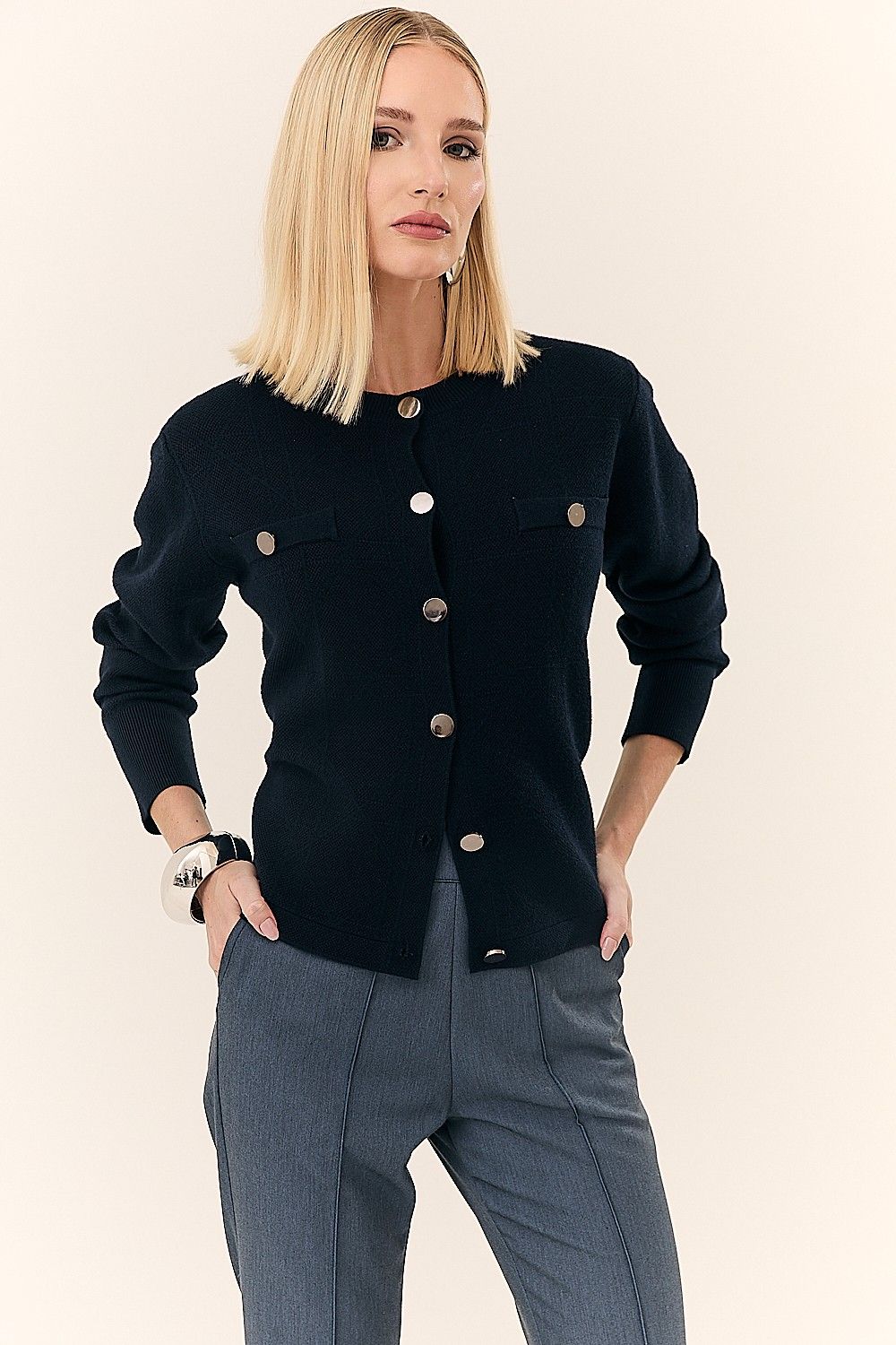 Casaco Feminino Clássico Tricot com Botões Nataly