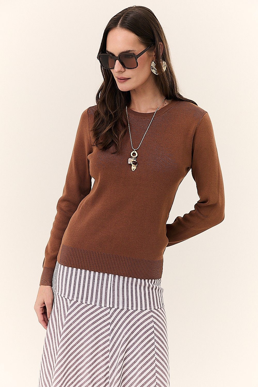 Blusa Feminina Básica Tricot e Detalhes Canelados Nair