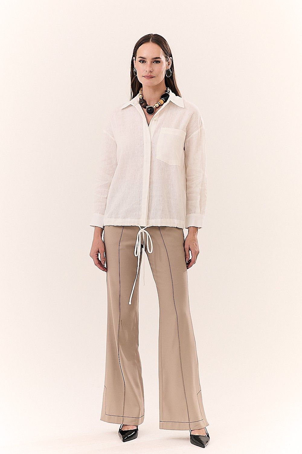 Camisa Feminina Linho Puro com Bolso Sara