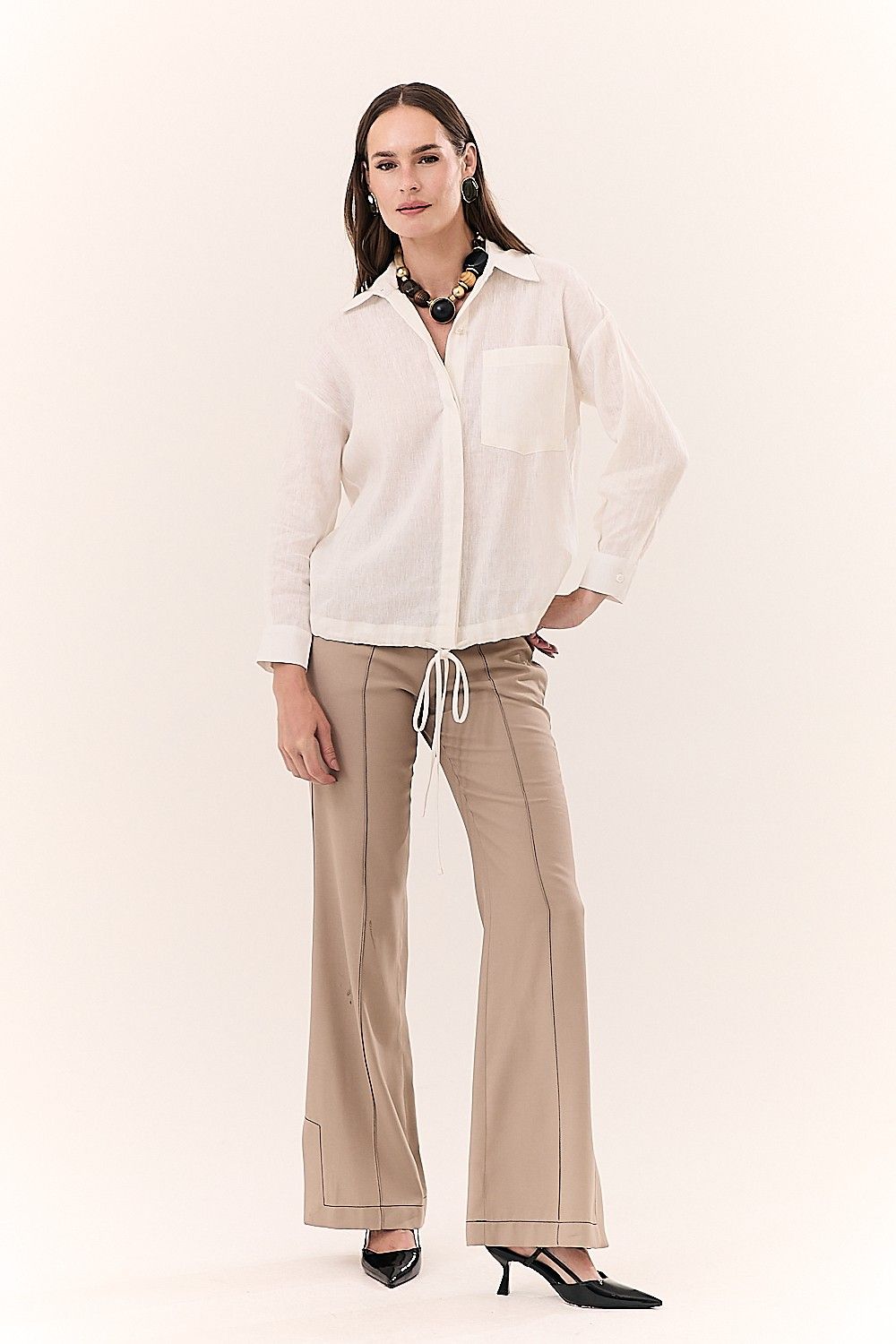 Camisa Feminina Linho Puro com Bolso Sara