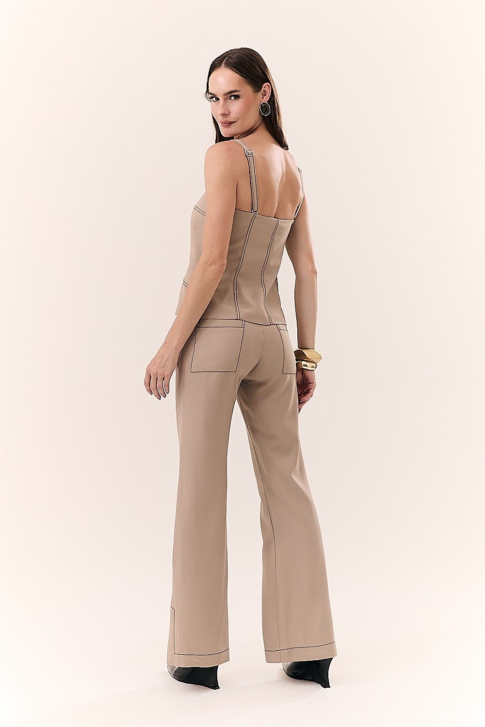 Blusa Colete Pespontado com Bolsos Flavia