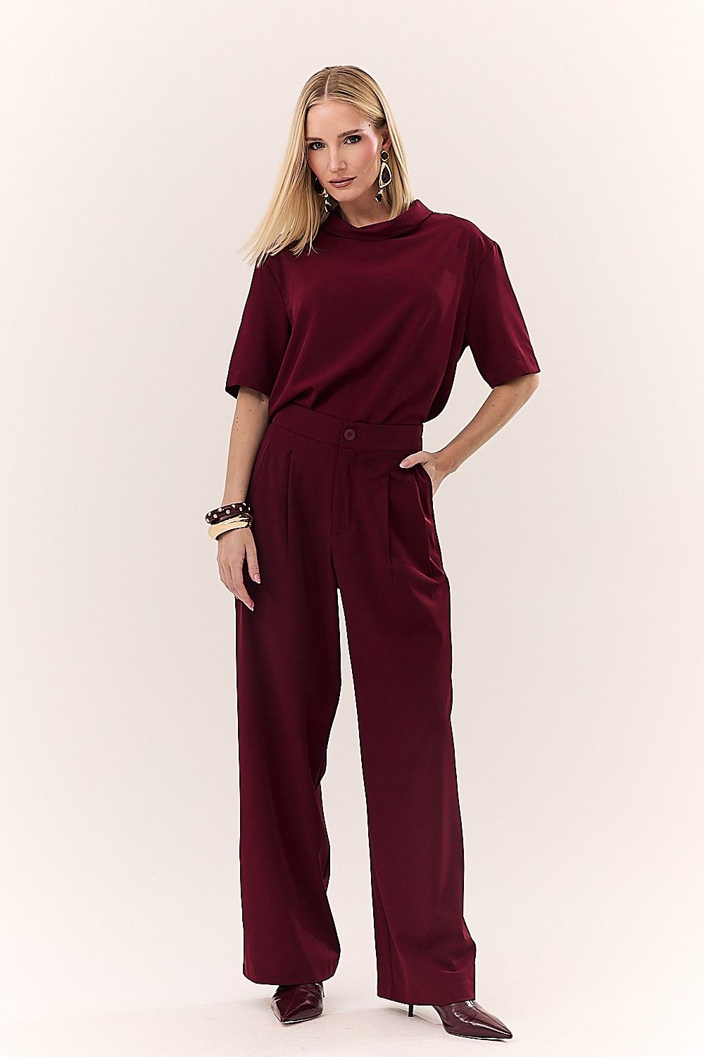 Calça Alfaiataria com Bolsos Rosana