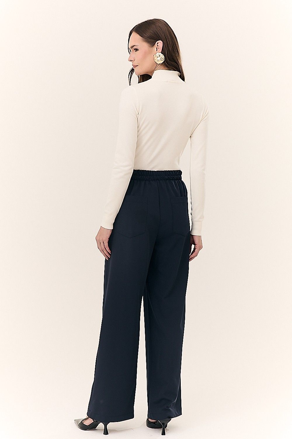 Calça Alfaiataria com Bolsos Rosana