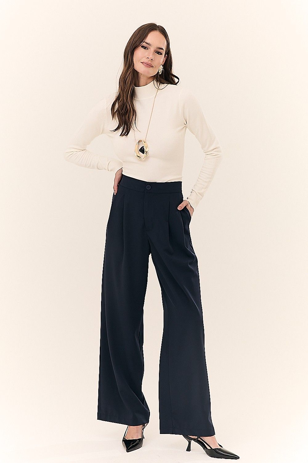 Calça Alfaiataria com Bolsos Rosana