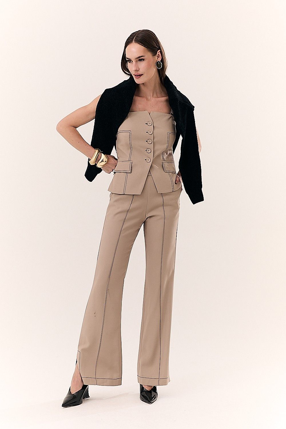 Calça com Fenda e Bolsos Flávia