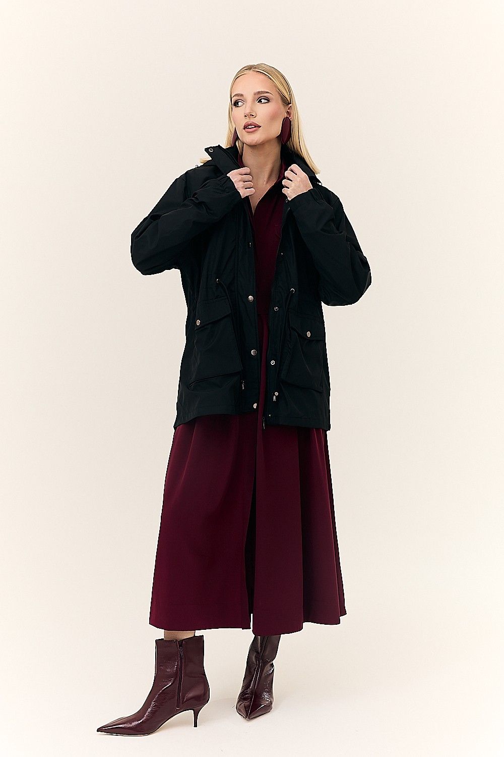 Jaqueta Parka com Bolsos e Capuz Cléo