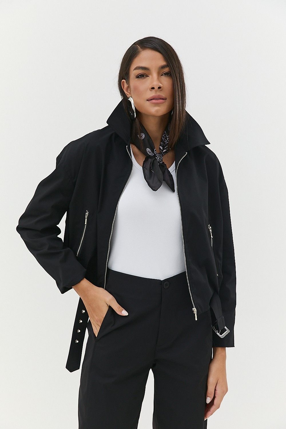 Jaqueta Bomber Feminina com Fivela Melissa