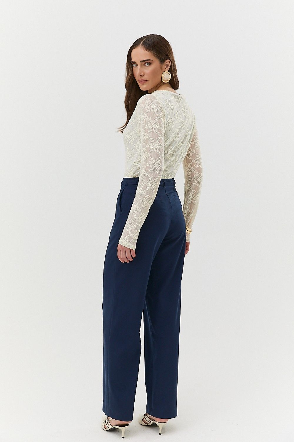 Calça Pantalona Feminina Friso e Detalhe Cós Simone