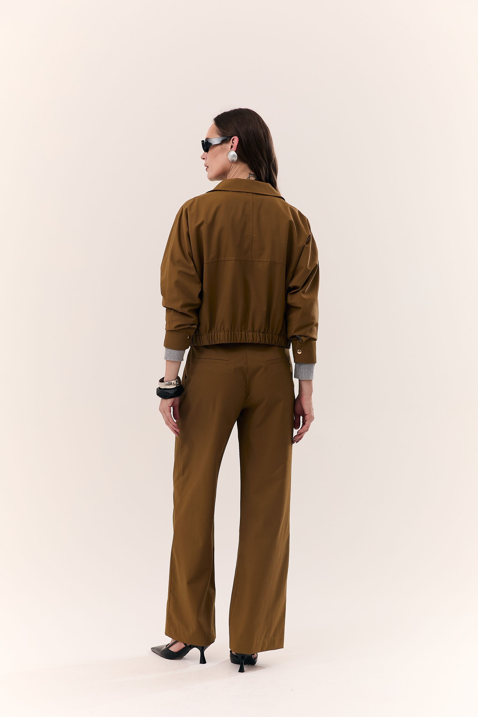 Calça Alfaiataria Feminina com Pregas Esther