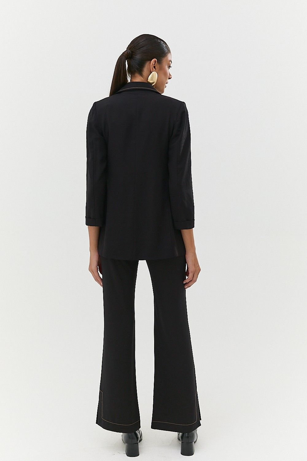 Blazer Alfaiataria Pespontado Detalhe Bolsos Flavia