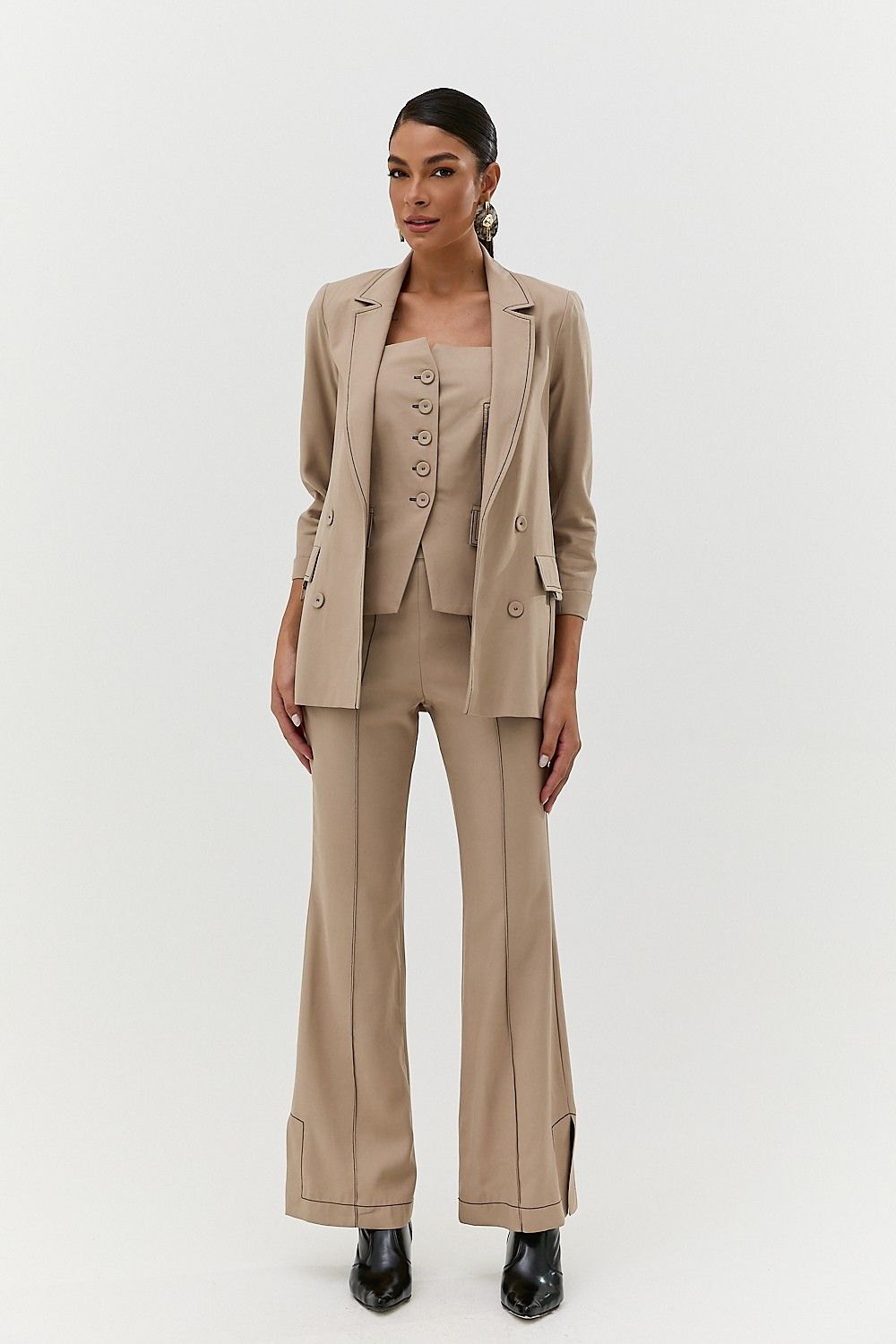 Blazer Alfaiataria Pespontado Detalhe Bolsos Flavia