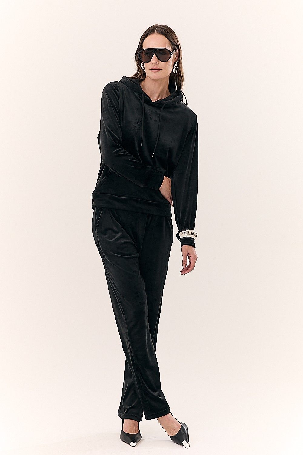 Blusa Feminina Comfy em Plush com Capuz e Bolsos Lorena