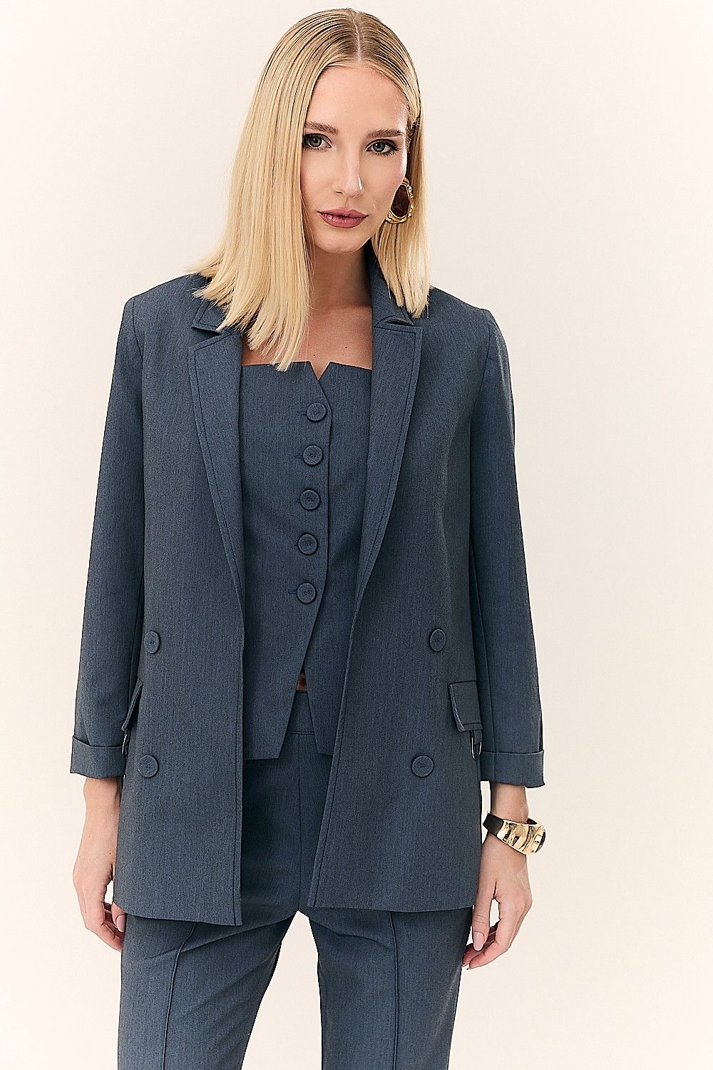 Blazer Alfaiataria Pespontado Detalhe Bolsos Carla