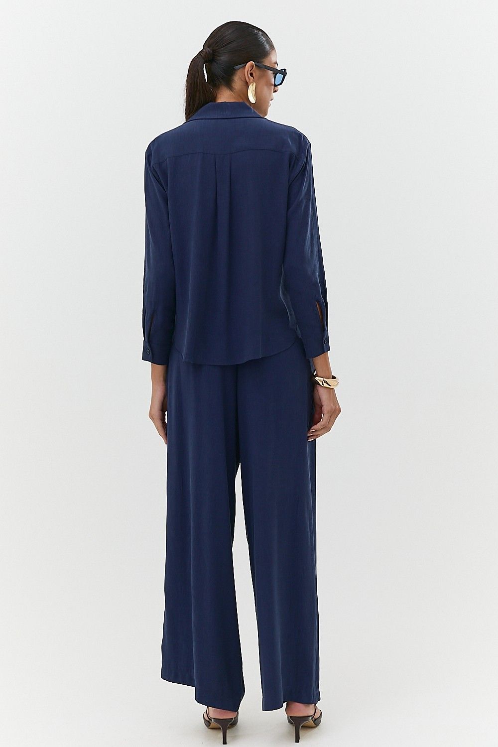 Calça Pantalona Feminina com Pregas Isabela