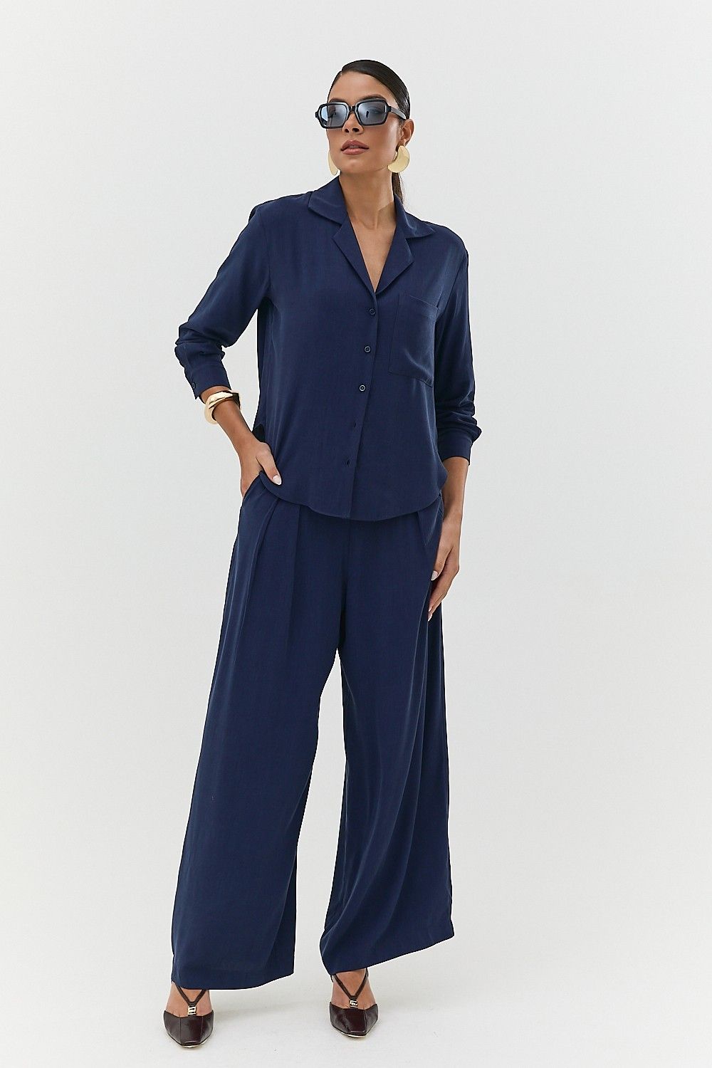 Calça Pantalona Feminina com Pregas Isabela