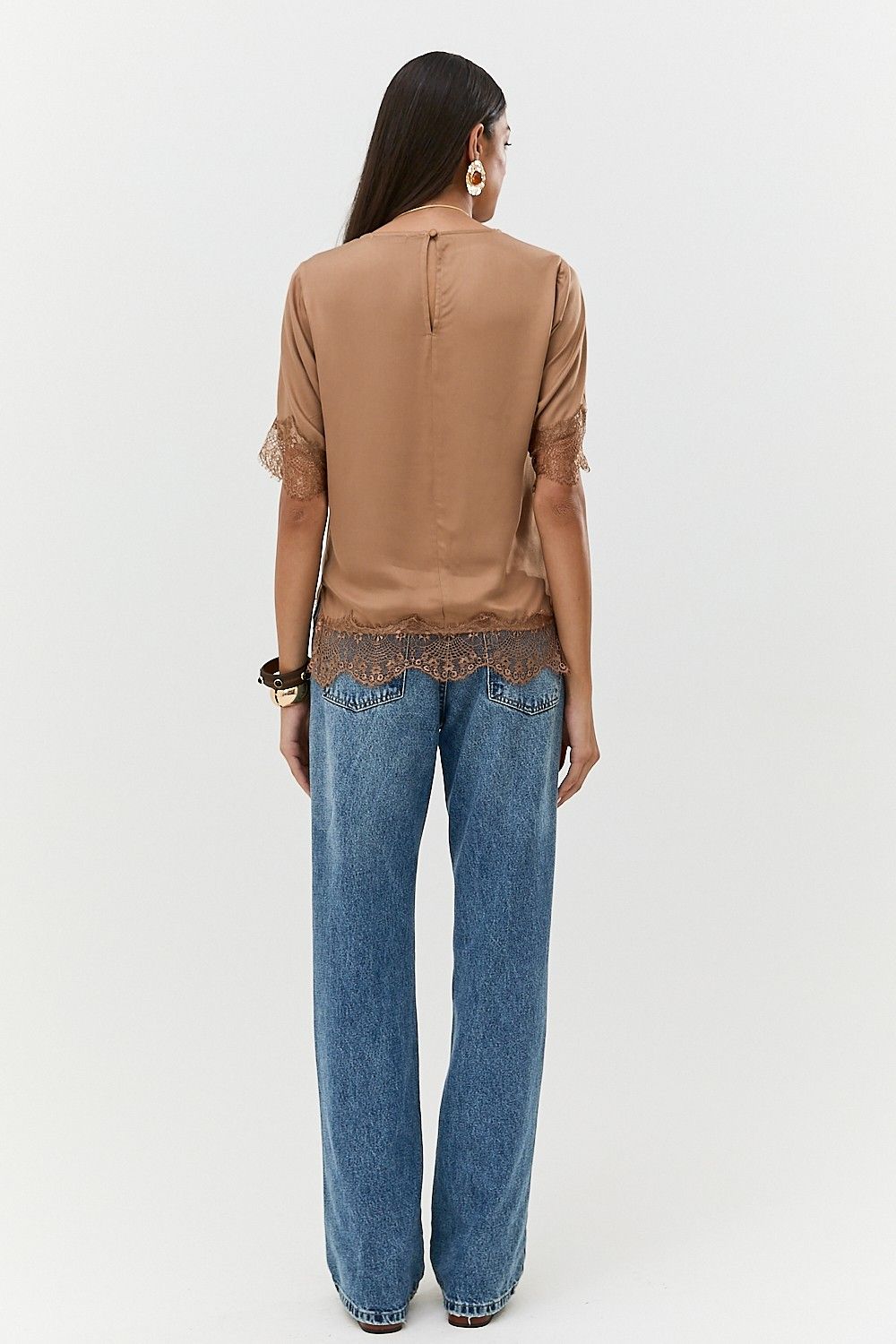 Blusa Feminina Mangas e Detalhes em Renda Meire