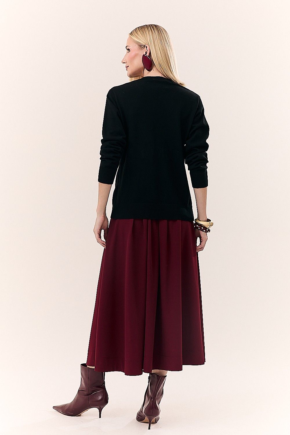 Blusa Feminina Básica Tricot e Detalhes Canelados Nair