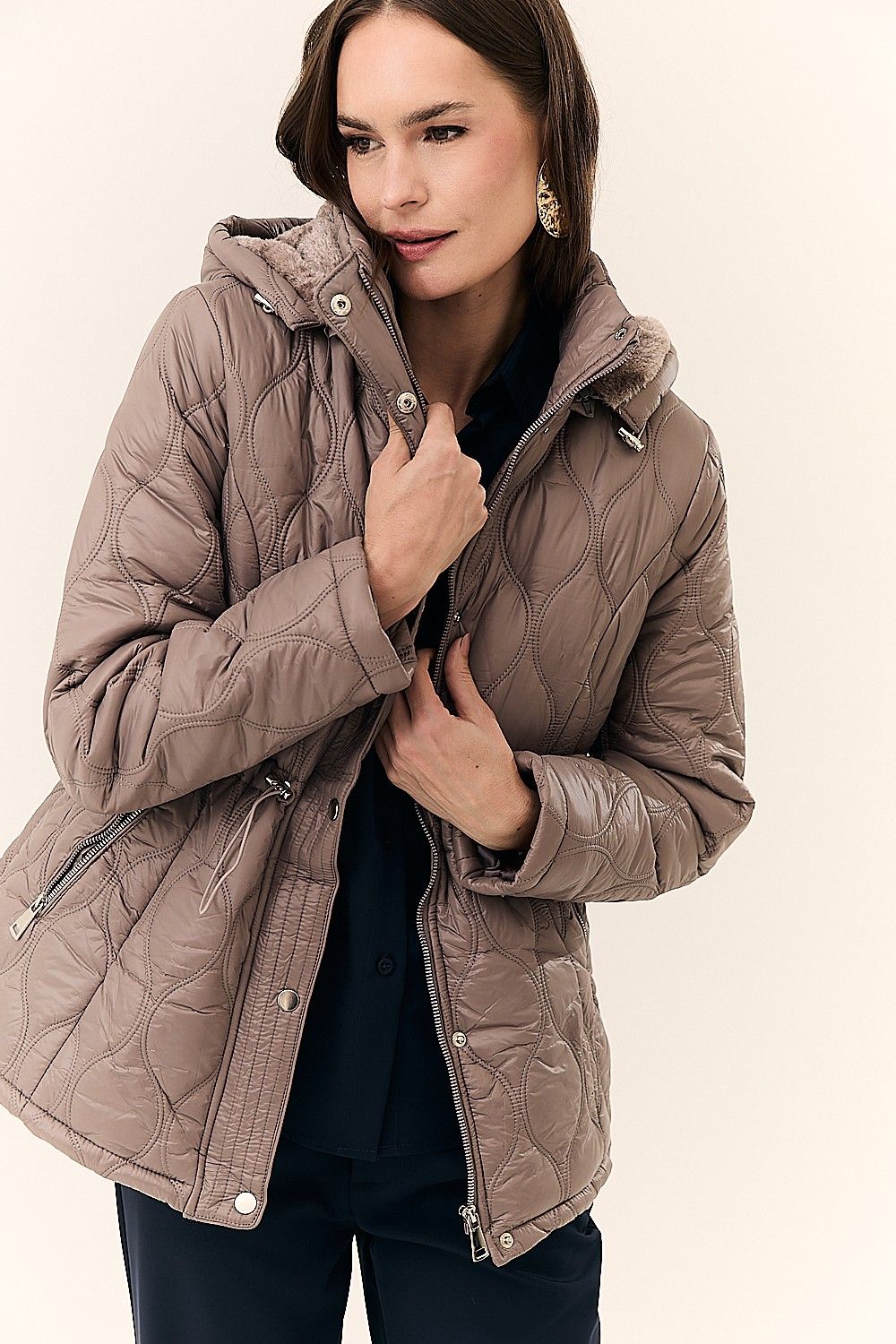 Jaqueta Maxi Puffer com Capuz Jordana
