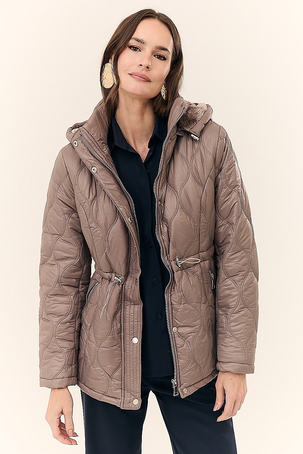 Jaqueta Maxi Puffer com Capuz Jordana