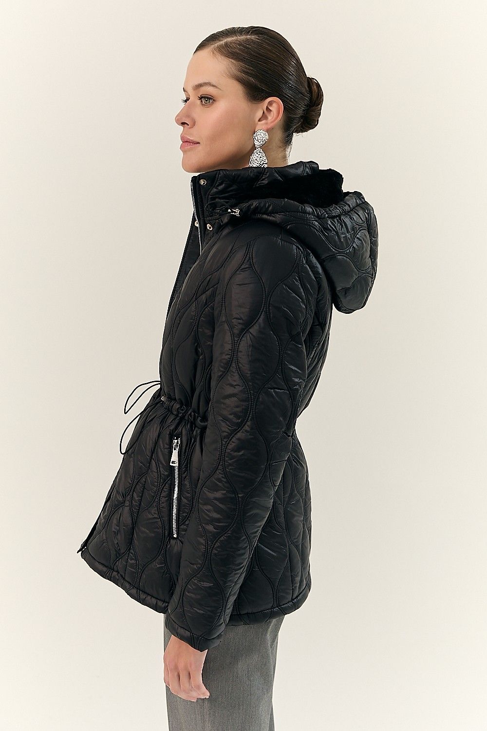 Jaqueta Maxi Puffer com Capuz Jordana